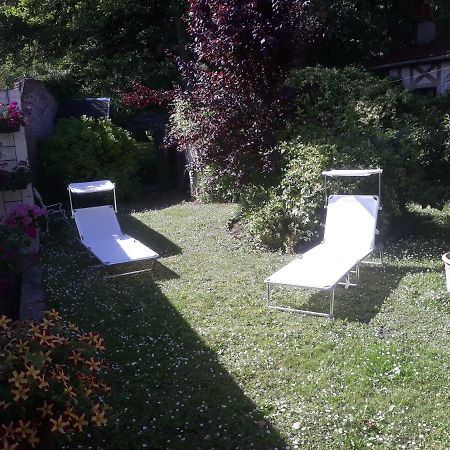 Gite Au Bord Du Lac Montville エクステリア 写真