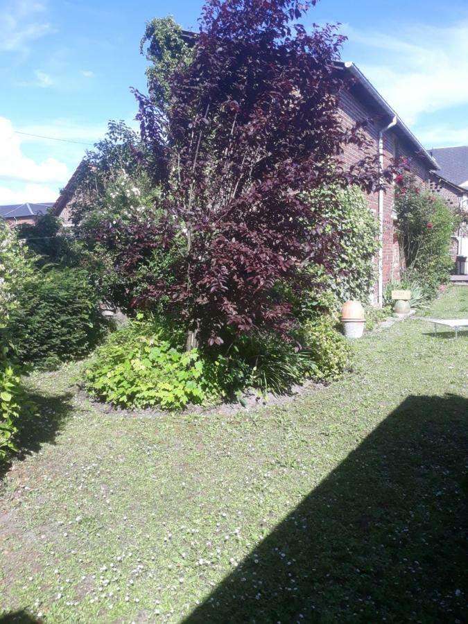 Gite Au Bord Du Lac Montville エクステリア 写真
